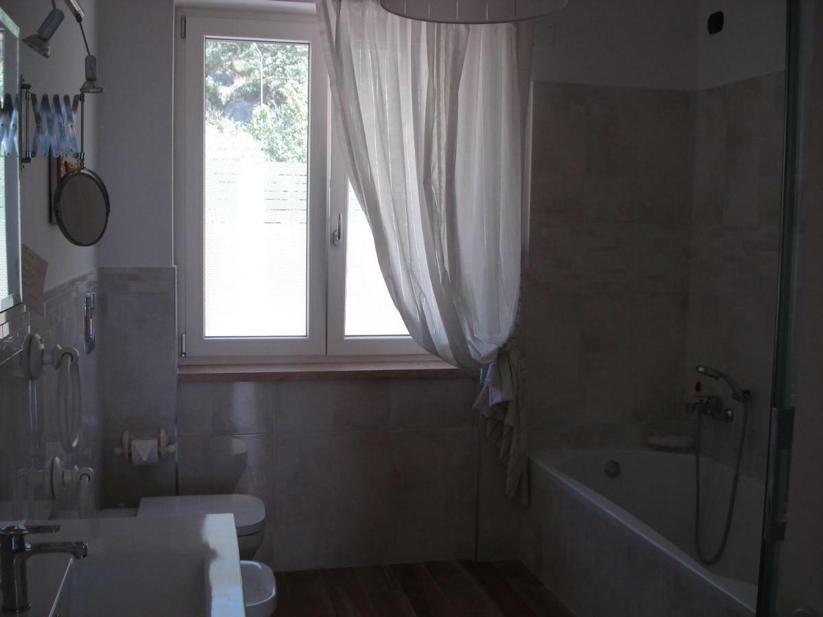 Globetrotter Bed & Breakfast Formia Luaran gambar
