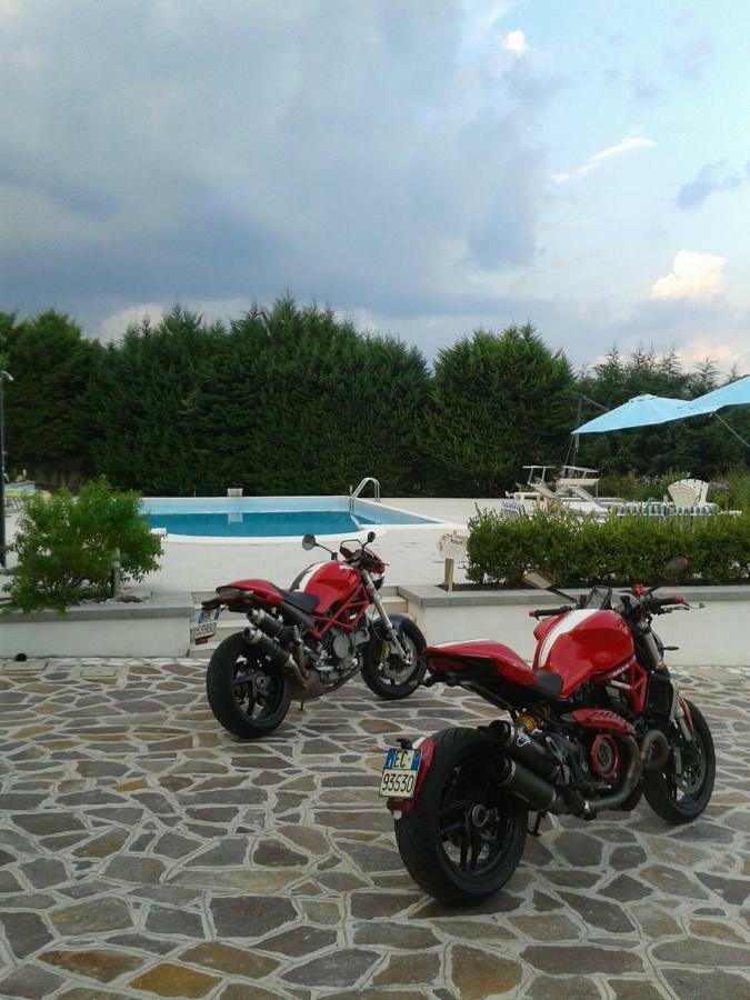 Globetrotter Bed & Breakfast Formia Luaran gambar